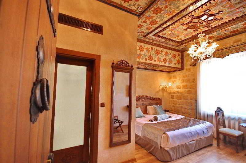 Izala Boutique Hotel Mardin Exterior photo
