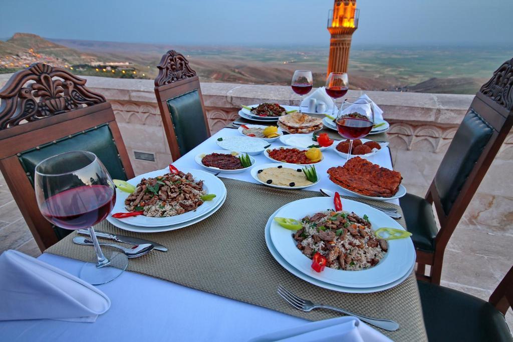 Izala Boutique Hotel Mardin Exterior photo